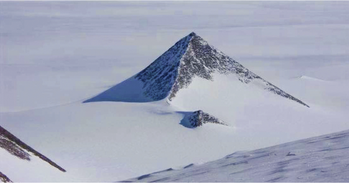 Descubren una extraña pirámide en la Antártida y desata todo tipo de conspiraciones