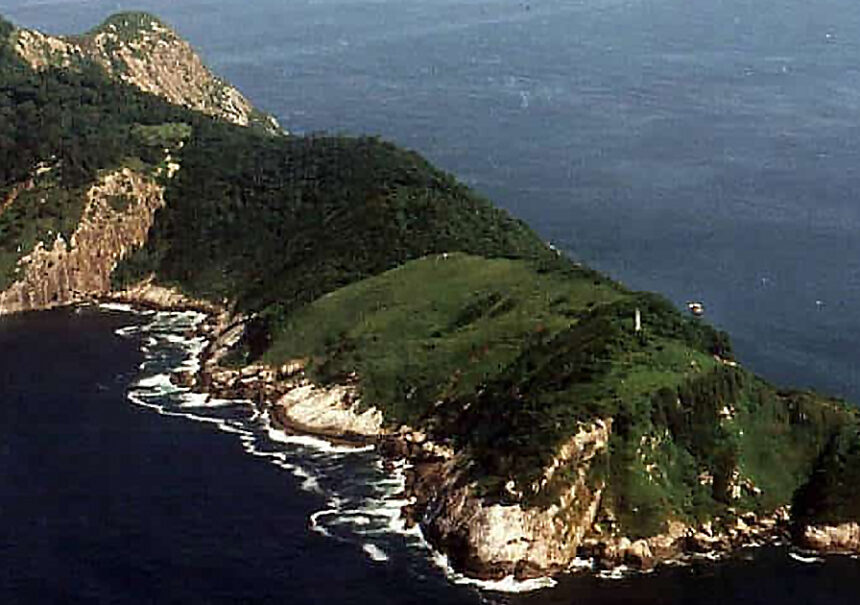 Esta es la isla más PELIGROSA del mundo. Está en Brasil