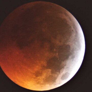 ¿Cuándo y dónde ver el eclipse total de Luna este 15 de mayo?