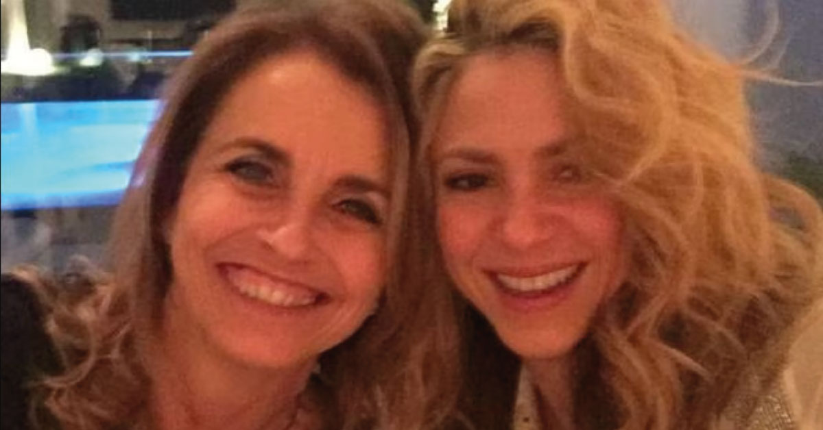 Madre de Piqué está del lado de Shakira; le dio like a sus tuits